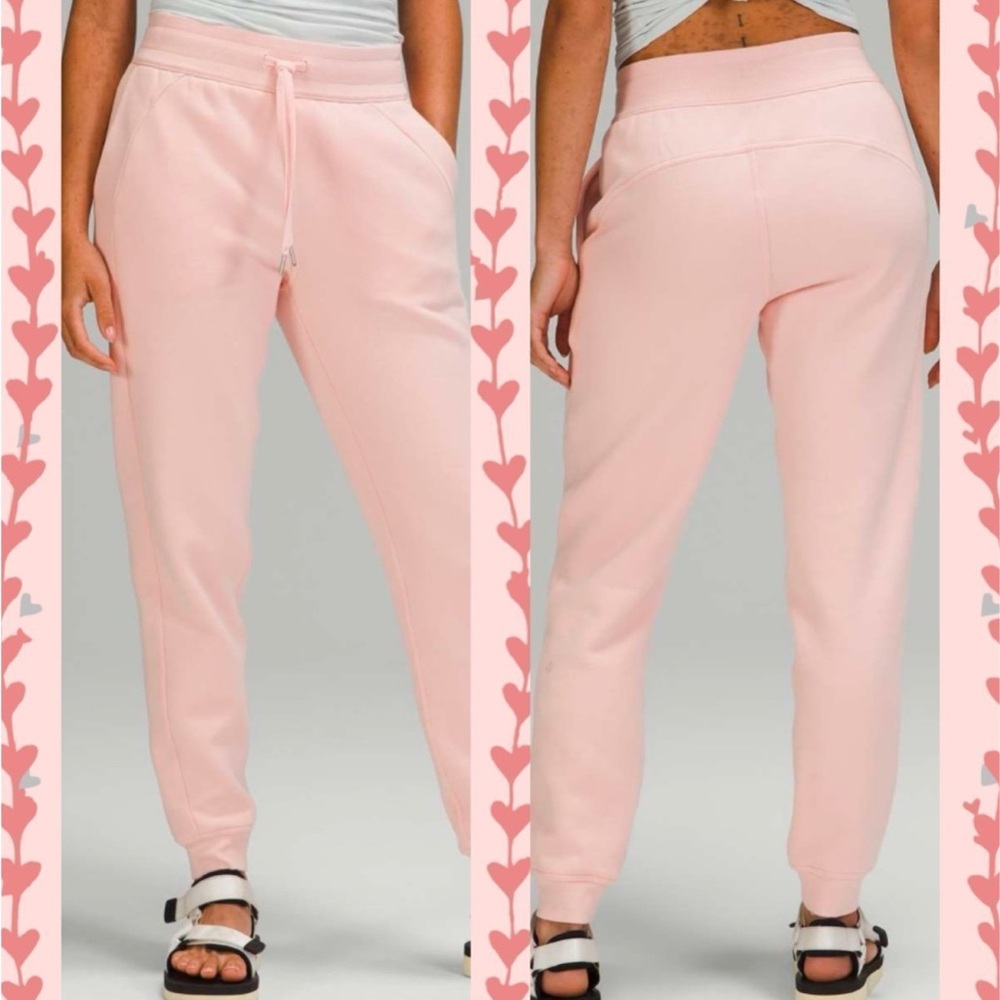LIKE NEW!♥️*RARE 2021 Lululemon SCUBA JOGGER HIGH RISE Sweat Pant (PINK MIST)4/6
